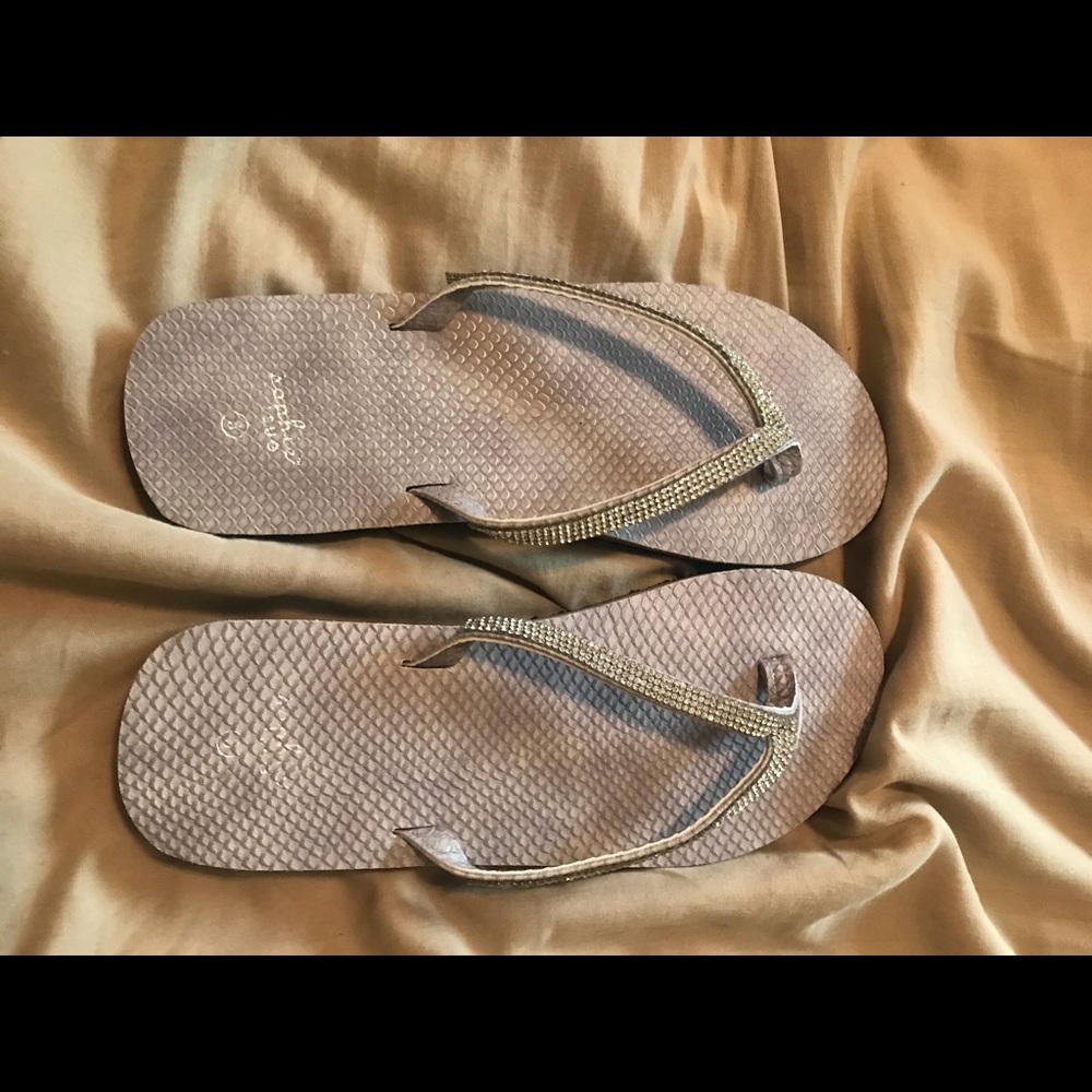 Flip flops